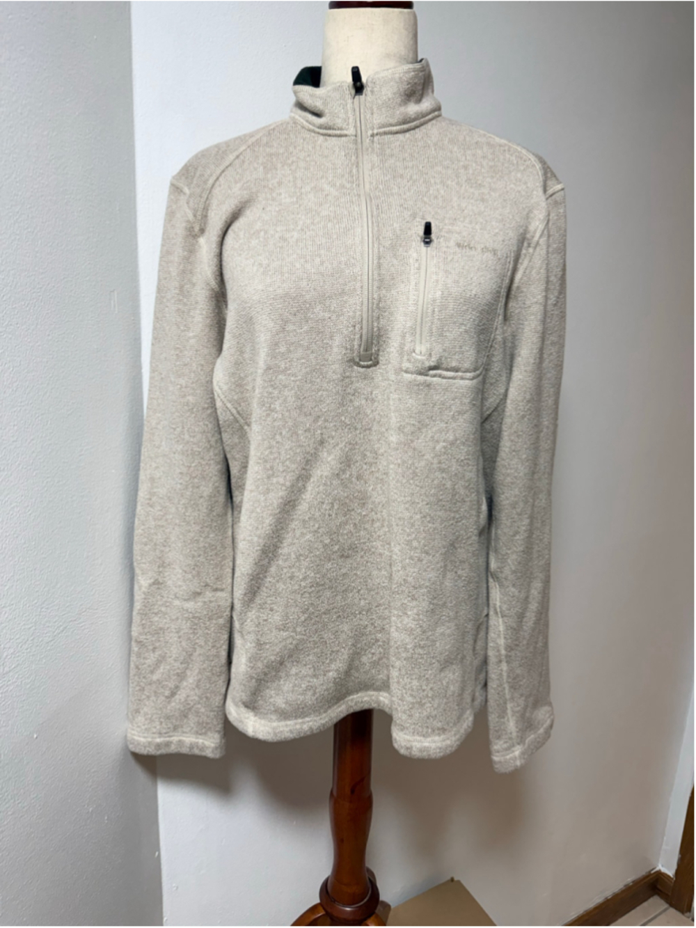 Men's Woolrich Zip Up Sweater large Beige Green